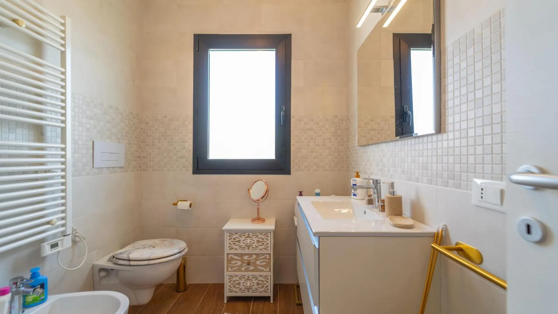 Brorent-La Maison Doree Olbia